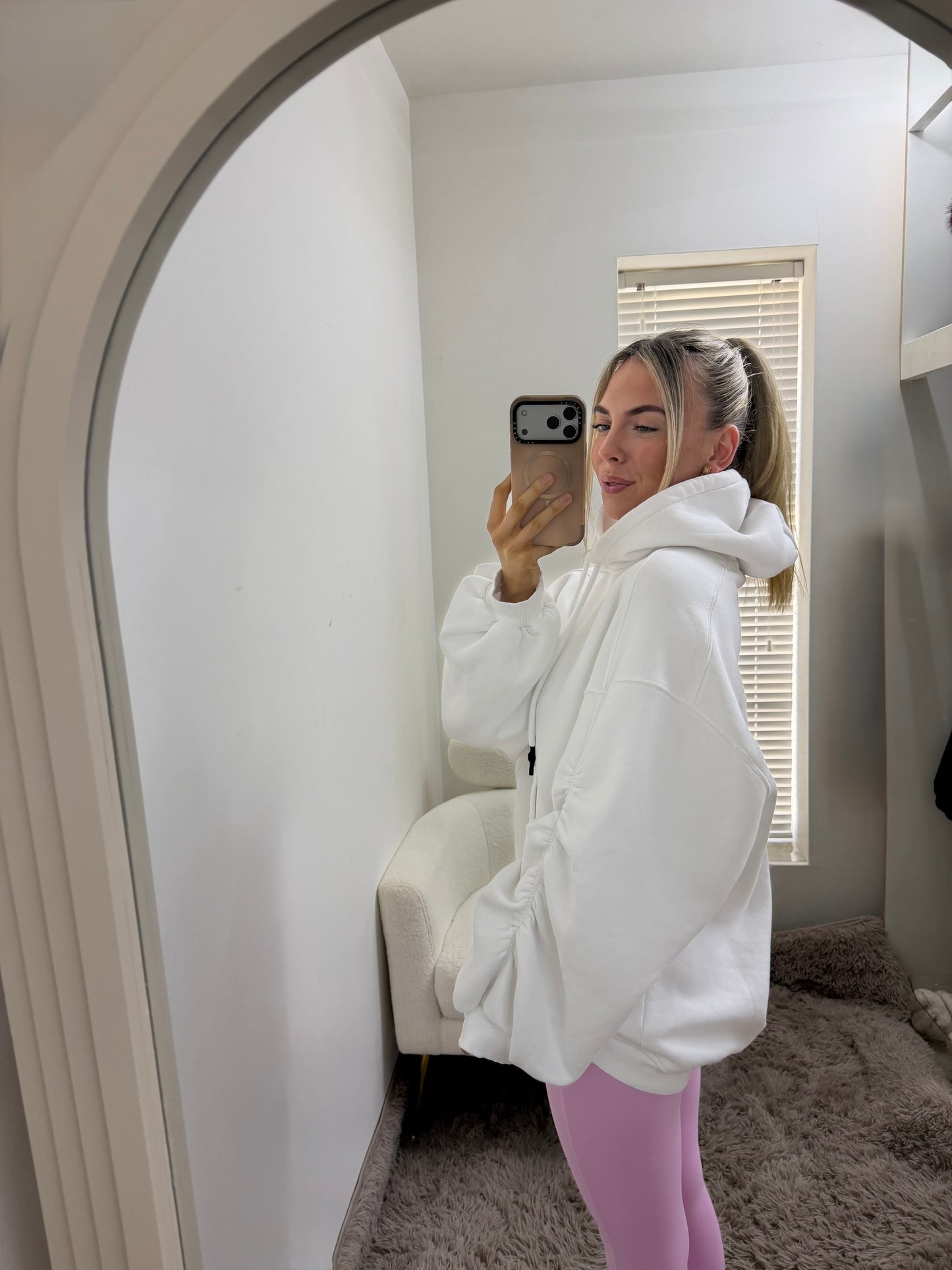 Oversized Essential White Hoodie